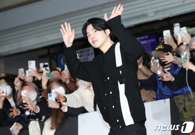 tang__kira's tweet photo. Suga (BTS) telah menyelesaikan wajib militer pada tamggal 18 Juni 2025 karena tidak menggunakan sisa liburannya.

Semua member BTS telah menyelesaikan wajib militer.

https://t.co/9KGVN09EPp https://t.co/tW9uUOHFGc