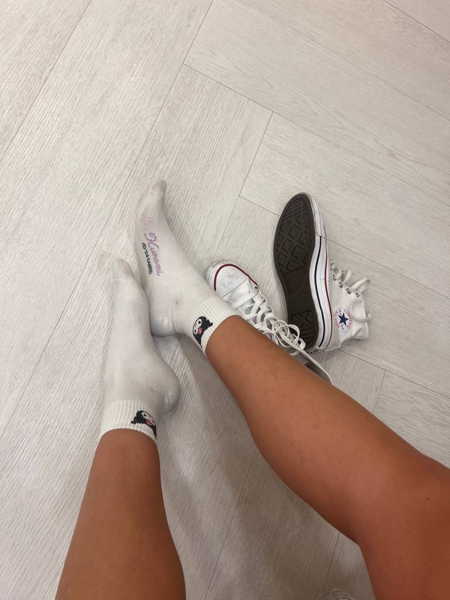 Lady_Cer's tweet photo. Who would want to take them away? 

💸💸💸💸💸
#moneyslave #money #socks #slave #goddess #mistress #feet #mistress #moneymistress #pieds #Füße #Herrin #maîtresse #pies https://t.co/oAx11TE6vg