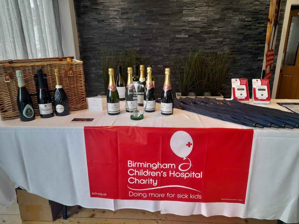 Motor_Auctions's tweet photo. Proud to support the recent charity golf day hosted by @Securetrustbank  in aid of Birmingham Children’s Hospital. 🎉

Over £17,000 raised for an incredible cause - well done to all who made it happen! 👏 https://t.co/23WzbUxYW5