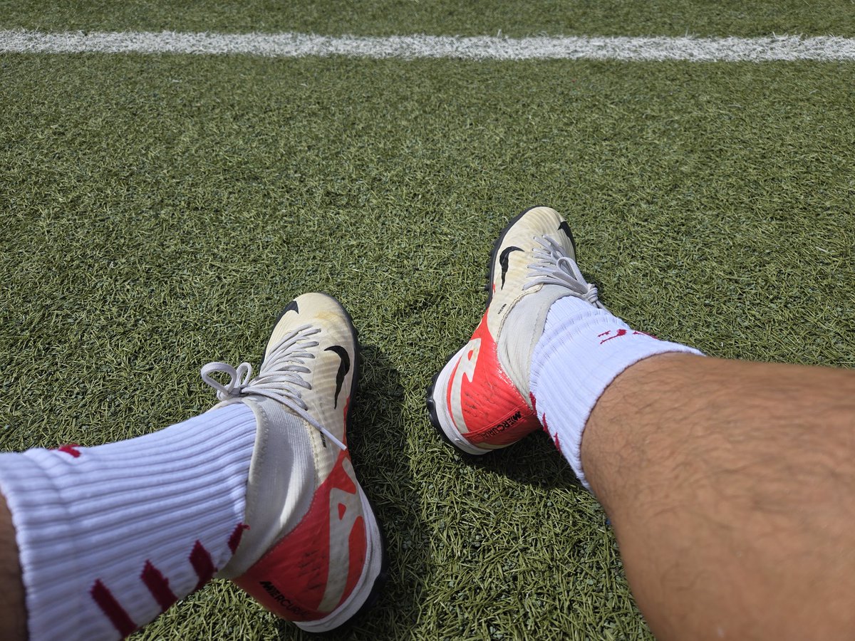 🐺💕🐕🐺 ⚽️/🏋/賣🧦/ 不約 tweet media