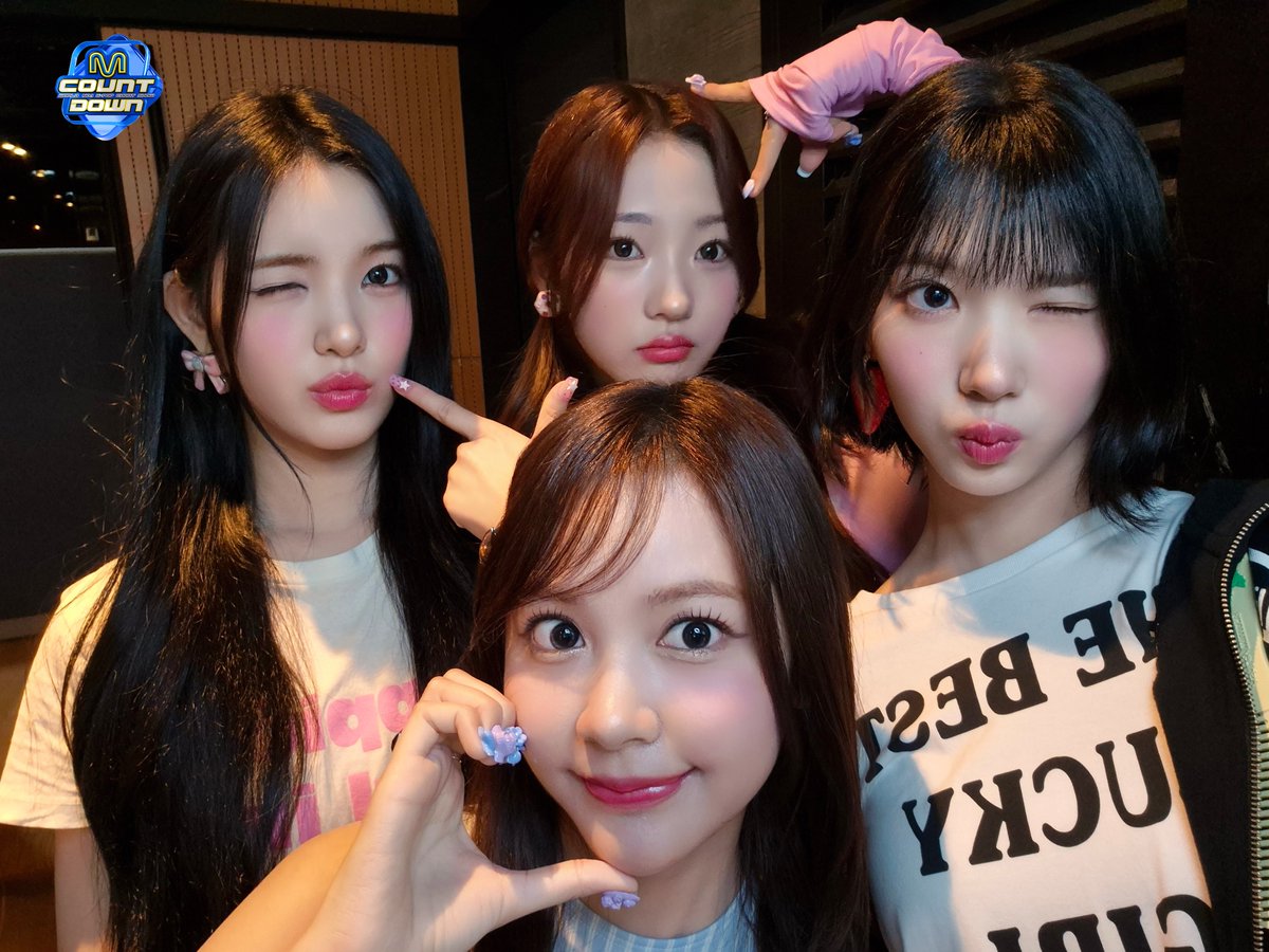 carmeniayu's tweet photo. Hearts2Hearts selalu bikin aku happy! semua tentang 'STYLE' kita itu pas banget dan itu yang bikin aku makin cinta sama Hearts2Hearts. kita ini emang tipe M Countdown banget, kayaknya M Countdown juga suka sama gaya kita! ✨ https://t.co/bozFd438kH