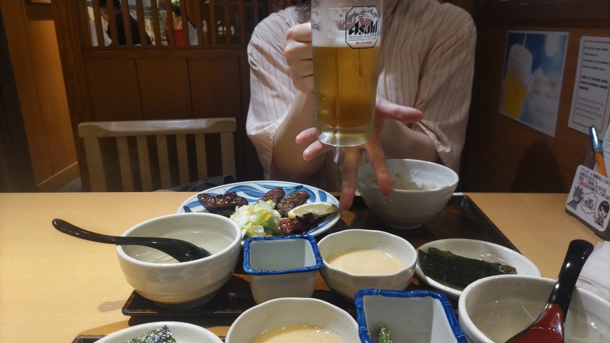 2P1Kx2's tweet image. 大阪の仲良しさんと、久しぶりに天王寺デート。
メシ食って、猫カフェ行って、お買い物してきました✨
この方とのお付き合いは、かれこれ3年くらいになるので、
『前はここに行ったねー』とか思い出話が盛り上がるので、非常に楽しく過ごせました！
#p活大阪　#p活天王寺　#p活津　#p活名古屋