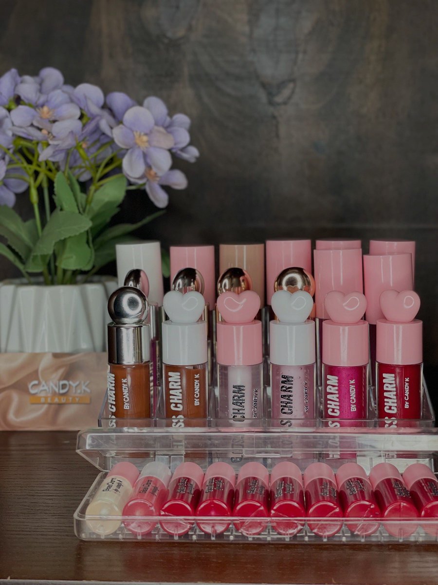 gloss_charm's tweet photo. @GitKraken Hy lovely people, I am a lipgloss artisan 💋 kindly follow me on my social media pages to keep update with the available lipglosses in different shades at friendly prices❤️ https://t.co/xqxEcEHRz1