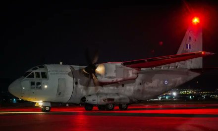 Από προσωπική εμπειρία, αφού μόλις επαναπατριστηκα από Ισραήλ. Άψογη οργάνωση και πραγματοποίηση του επαναπατρισμού, τη ώρα που καμιά άλλη χώρα δεν έχει κάνει το ίδιο. Χώρες οπως Ρωσια και Γερμανία περιορίστηκαν σε εντολή εκκένωσης με ίδια μέσα. Πολλά συγχαρητήρια