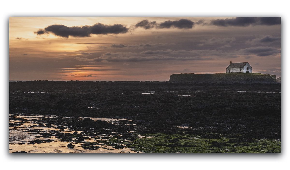 e. llew. morris - hwyl iawn i pawb π (@edmorrisuk) on Twitter photo subdued sunset over the Irish Sea at Porth Cwyfan on Anglesey π
#ThePhotoHour #StormHour #photography #walesartists <a href="/photography/">@photography</a> <a href="/visitwales/">Visit Wales π΄σ §σ ’σ ·σ ¬σ ³σ Ώ</a> <a href="/ItsYourWales/">It's Your Wales</a> subdued sunset over the Irish Sea at Porth Cwyfan on Anglesey π
#ThePhotoHour #StormHour #photography #walesartists <a href="/photography/">@photography</a> <a href="/visitwales/">Visit Wales π΄σ §σ ’σ ·σ ¬σ ³σ Ώ</a> <a href="/ItsYourWales/">It's Your Wales</a>