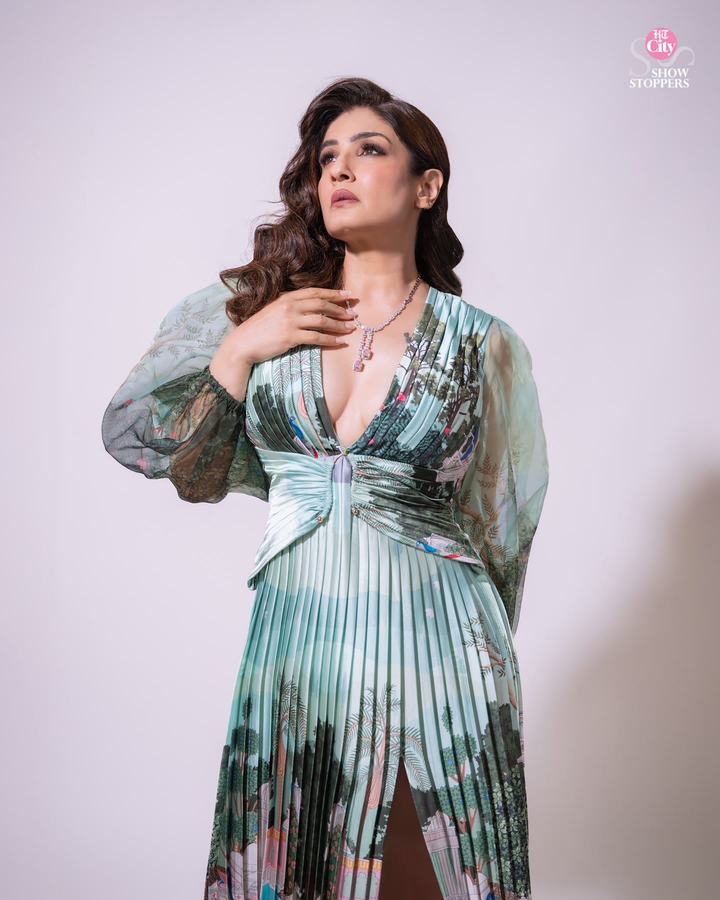 GtzIt9OWAAAik3E?format=jpg&name=large