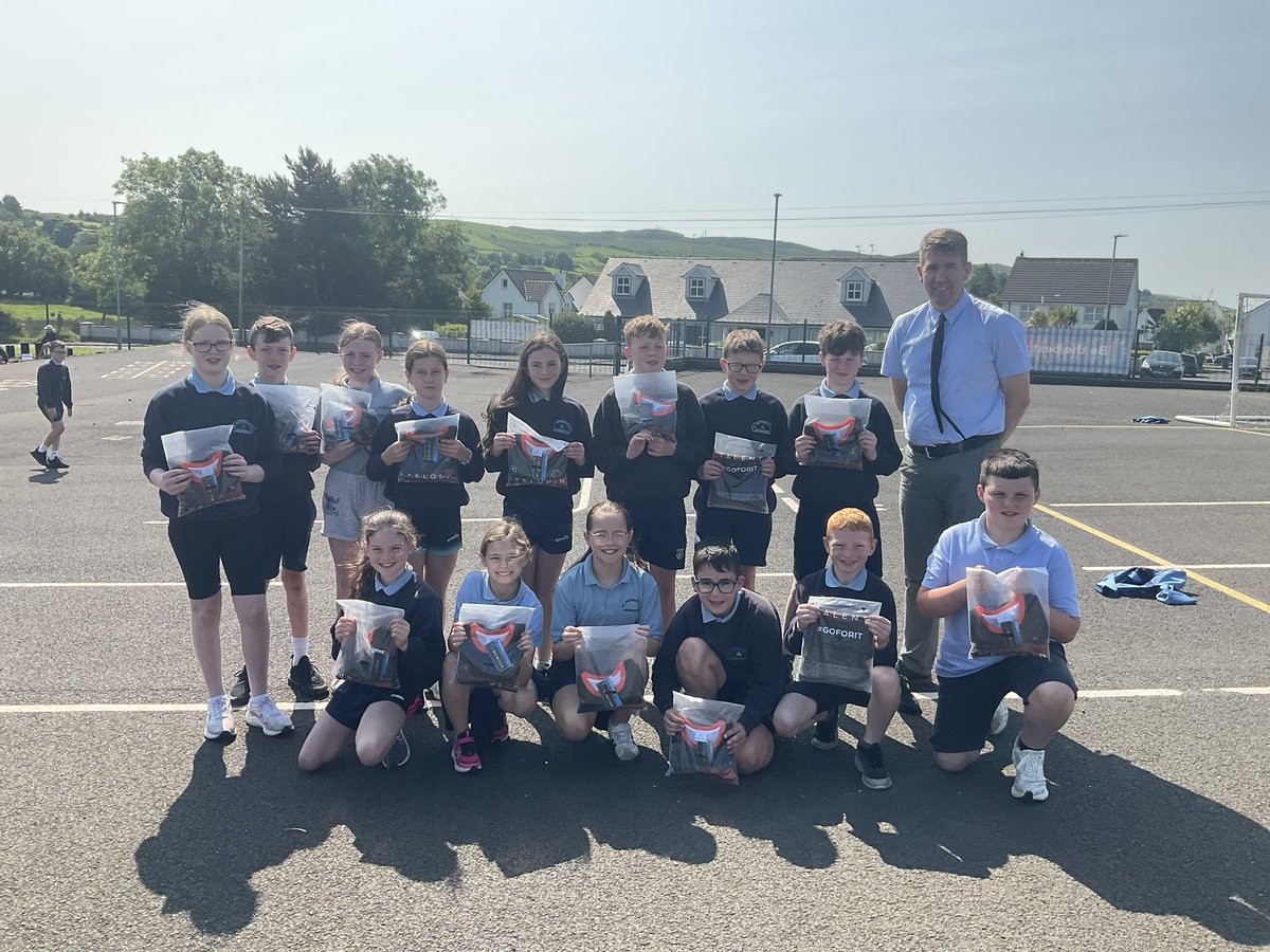 Our Vice Principal Mr Cassidy delivering t-shirts to the P6 pupils in St Olcans  Armoy and St Patrick’s Loughgiel as part of our transition programme.