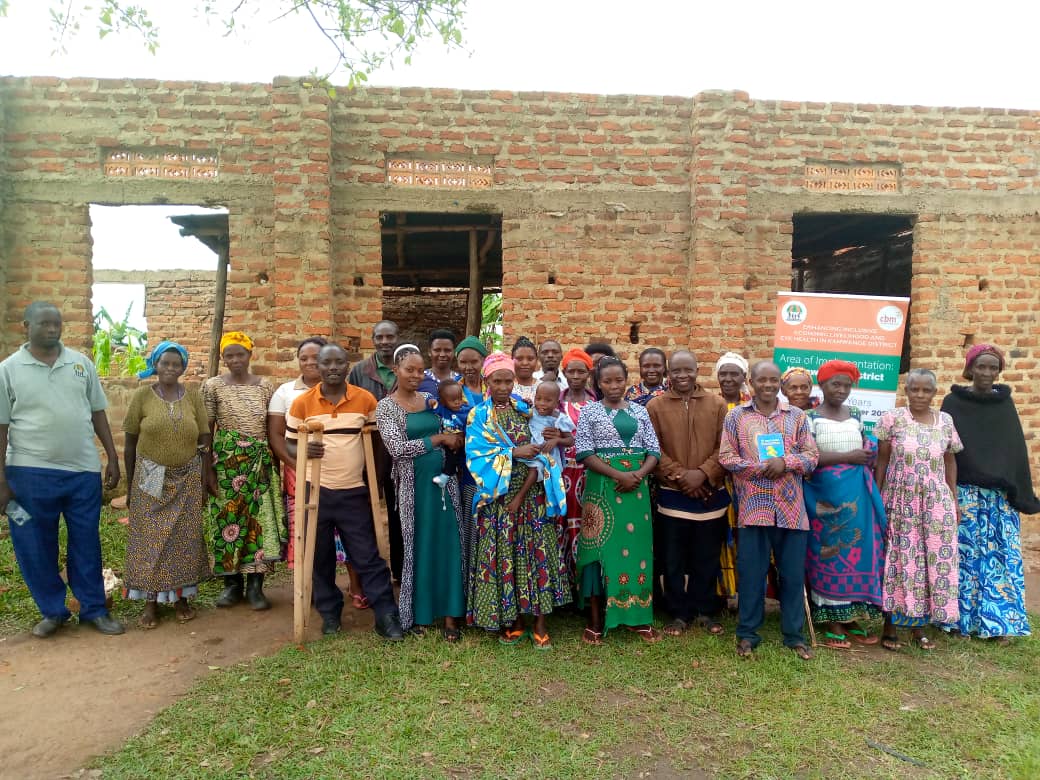 albinismumbrell's tweet image. Under the EIELEH Project, we’re proud to report major progress in empowering rural communities through financial literacy and group saving models.
So far, 26 iSave groups have been trained in Kamwenge District, 14 in Kabambiro Sub-county and 12 in Busiriba Sub-county, through…