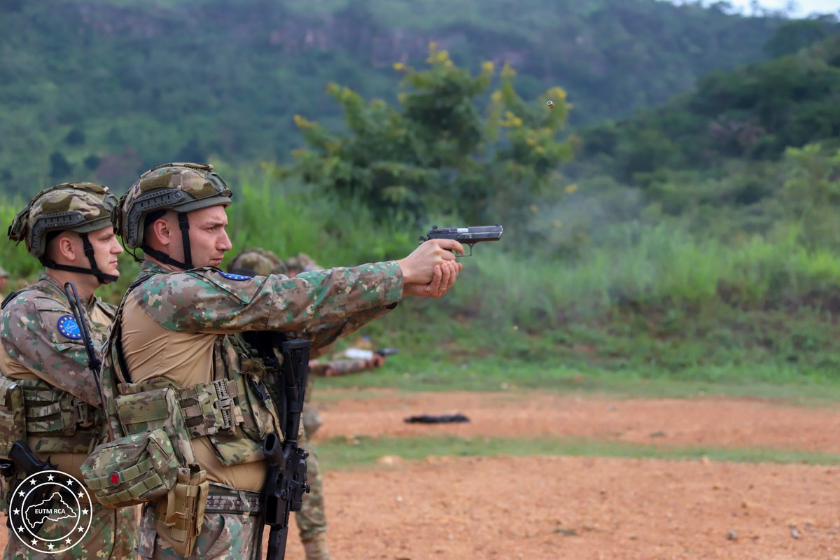 🇨🇫 🇪🇺 The Romanian Force Protection Detachment deployed in Bangui, as part of the European Union Training Mission in the Central African Republic (EUTM RCA), continues to prioritise the maintenance of operational readiness and a high standard of training.