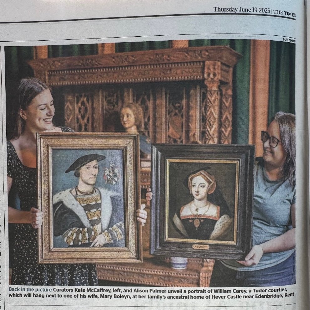 kateemccaffrey's tweet image. Thrilled to see our exciting new portrait acquisition at Hever Castle in The Times today! A rare portrait of William Carey will be launched to the public on Sunday 22nd June - the anniversary of his death. He’ll be reunited with his wife, Mary Boleyn, in Hever’s Great Chamber 🎨