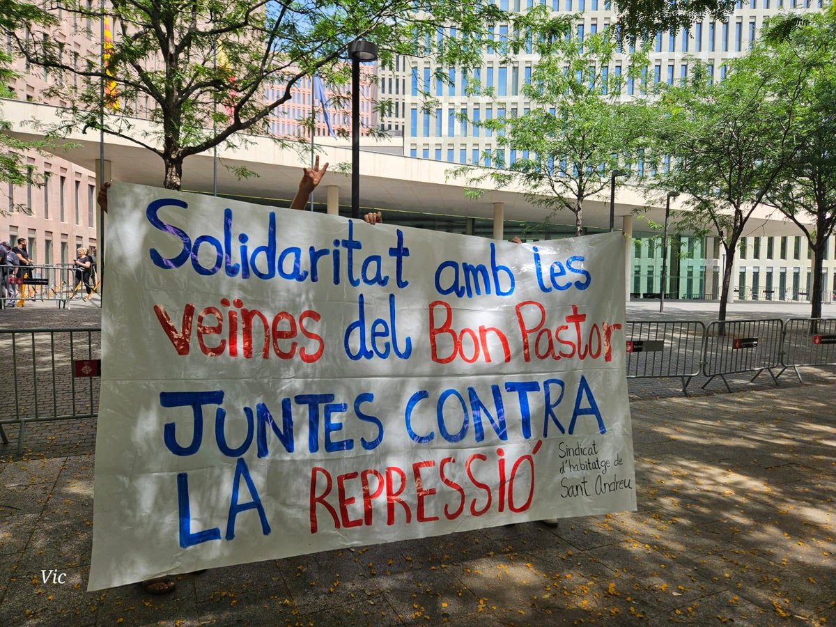 Davant un nou judici polític contra el moviment per l'habitatge, ens tenen enfront!
Si toquen a una, ens toquen a todes!
Força Sindicat!