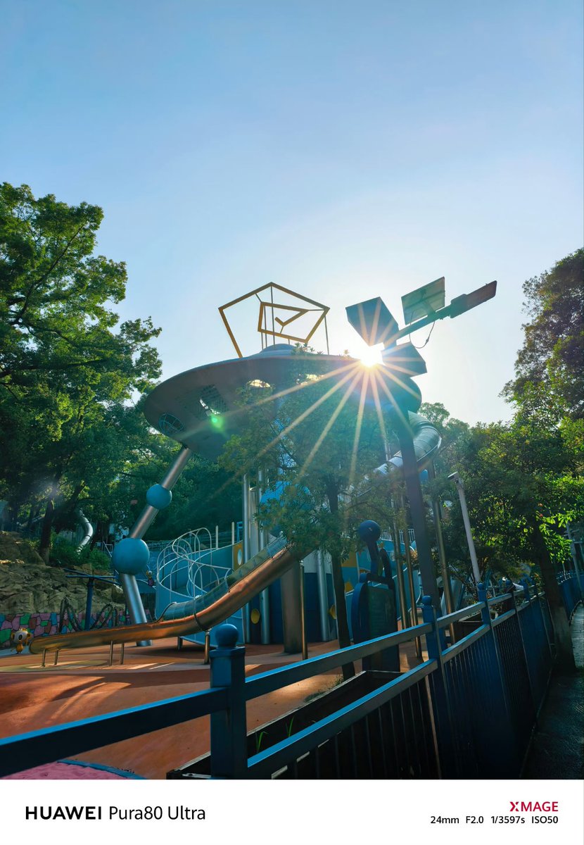 I3d3m's tweet photo. #Huawei
#Pura80series
#Pura80UltraππΈ
π
#Mate70ProPlus
#XMAGE
We notice through the images the advantage of dynamic range
And clarity of details as well as processing between the two generations with different camera components https://t.co/AJvSX7V8y1