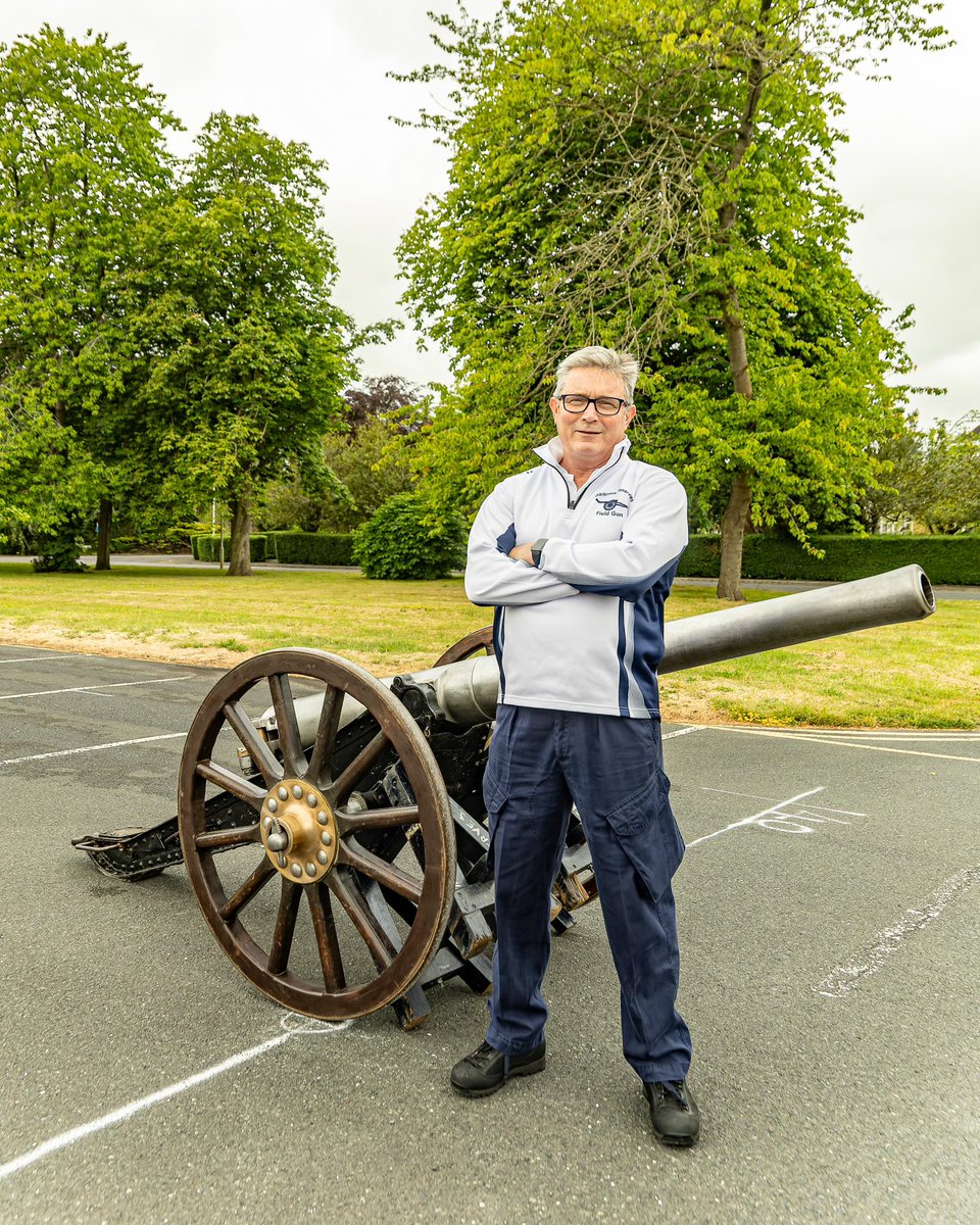 HMS_Pegasus's tweet image. @HMS_Pegasus @RNReserve CPO Iain McCallum photographed the Maritime Reserve Field Gun Crew training for the forthcoming competition to be held at @HMS_Collingwood on 28th June
Iain also captured game changing video drone footage for training analysis
@NAVYfit
@RNRMC
@MRFGCrew
