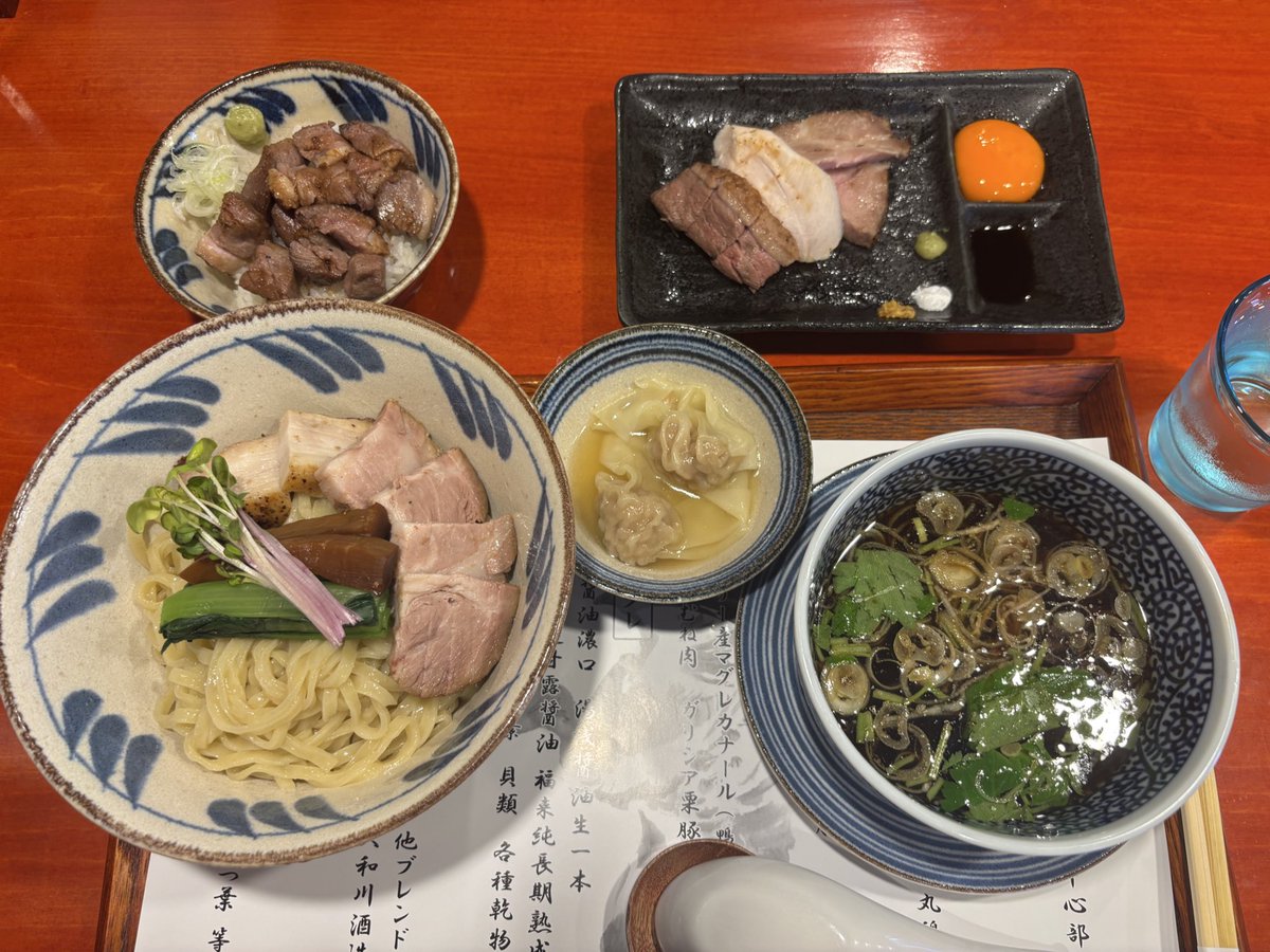 鴨福さんのつけ麺美味しすぎました〜
いつも醤油には太い麺だけどこの麺も非常に美味〜😋
ご馳走様でした！
#中華そば鴨福 #らーめん #八王子 #麺活
#ラーメン好きと繋がりたい