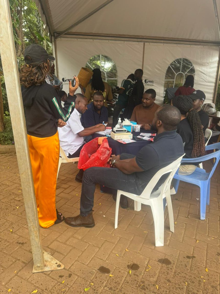 lutayadrf's tweet photo. Get informed, get screened! Learn about sickle cell disease and your risk at The Pulse of Life Blood Drive happening now at Stonehaven Restaurant. #WorldSickleCellDay #ThePulseofLifeUg https://t.co/F1f3Xgwl3W
