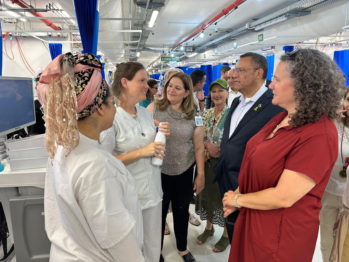 "Jerusalem is prepared." said Jerusalem Mayor Moshe Leon after visiting the Underground Emergency Hospital at the Gandel Rehabilitation Center. He met with Dr. Tamar Elram, director of Hadassah Hospital Mount Scopus, medical staff and patients.