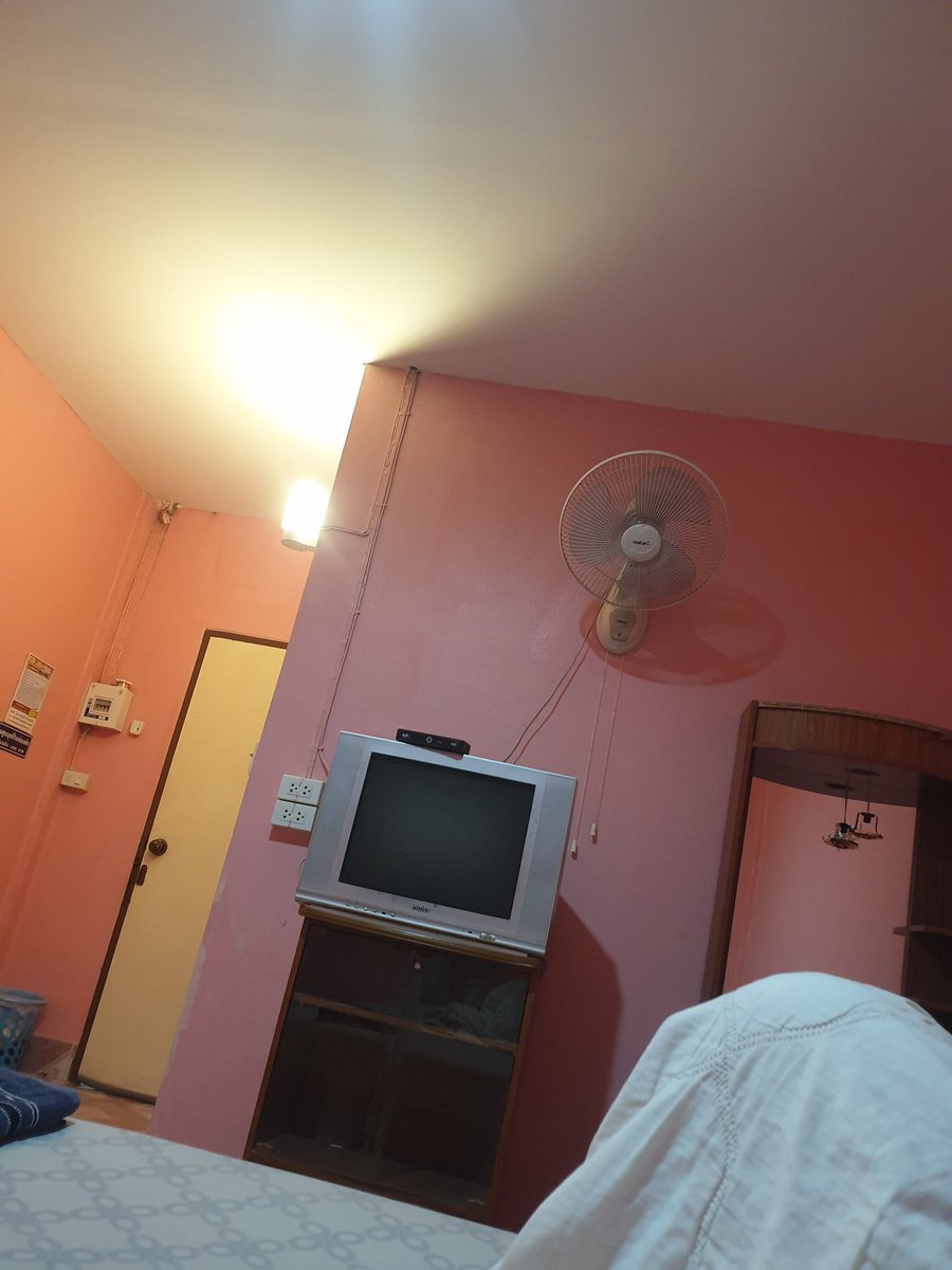 แล้วแต่ใครจะคิดชีวิตคนละแบบ