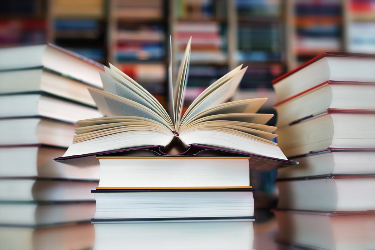 La Tarde con Mariló Maldonado (@latardemarilo) on Twitter photo 📕Manuel Mateo Pérez nos recomienda libros para el verano📚
Se acercan las vacaciones. No se nos ocurre mejor plan para los meses estivales que disfrutarlos con un libro a nuestro lado.
📻 <a href="/LaTardeMarilo/">La Tarde con Mariló Maldonado</a> <a href="/MariloMaldonado/">Mariló Maldonado</a>
⬇️🎧
canalsur.es/multimedia.htm… 📕Manuel Mateo Pérez nos recomienda libros para el verano📚
Se acercan las vacaciones. No se nos ocurre mejor plan para los meses estivales que disfrutarlos con un libro a nuestro lado.
📻 <a href="/LaTardeMarilo/">La Tarde con Mariló Maldonado</a> <a href="/MariloMaldonado/">Mariló Maldonado</a>
⬇️🎧
canalsur.es/multimedia.htm…