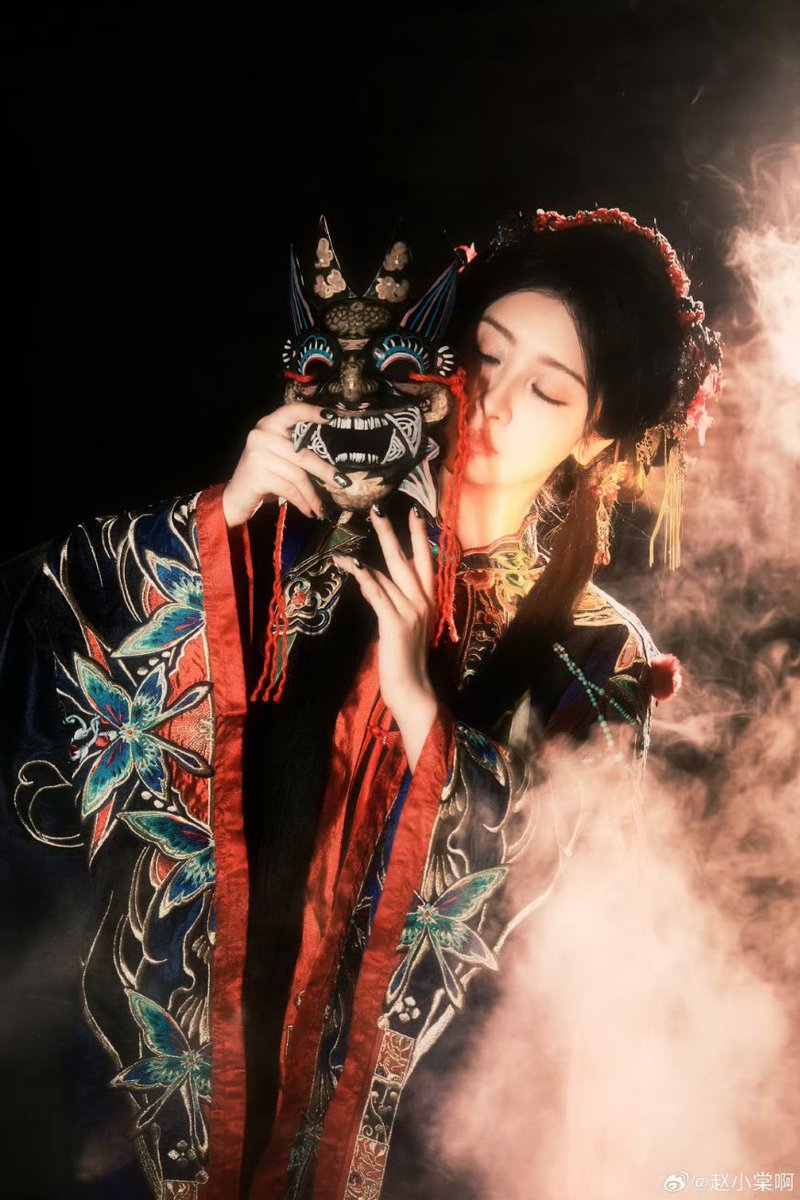 zxtupdates's tweet photo. #zhaoxiaotang #赵小棠 #TheImmortalAscension #凡人修仙传 #ChenQiaoQian #超棒的我们 #SuperTeam https://t.co/Vrka4RLoub