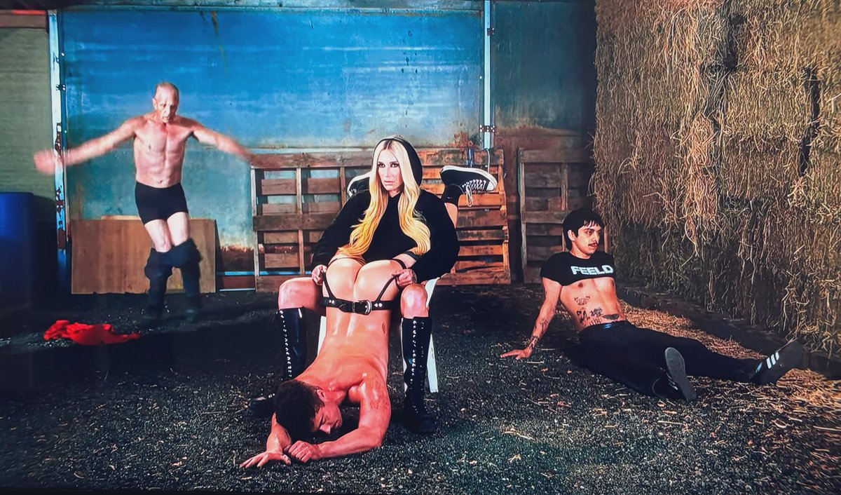 ciarn98's tweet image. Fuck