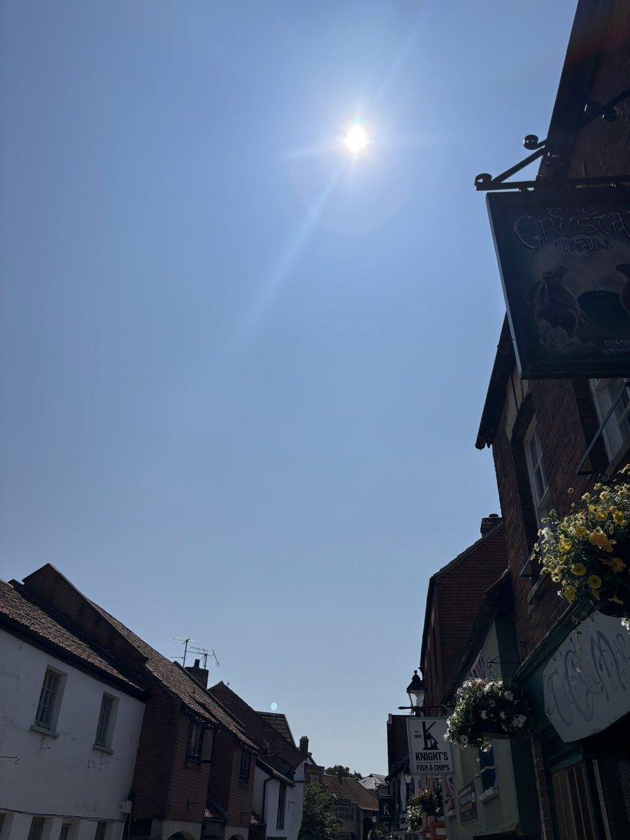 11:41 - Boiling
#Glastonbury #Weather