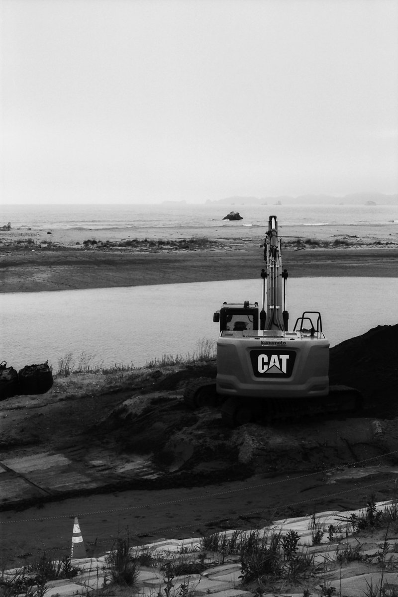 yukihay01339636's tweet photo. 野蒜築港
#foma #fomapan100 #spur #silversalt_developer #smc_pentax_m (50mm f1.7) #sfxn https://t.co/wIdYkk0W6z