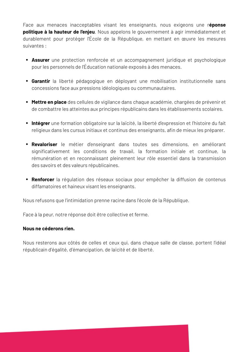 Parti Socialiste Val d’Oise (@socialistes95) on Twitter photo Les <a href="/socialistes95/">Parti Socialiste Val d’Oise</a> affirment tout leur soutien à l’enseignante du collège Lucie Aubrac à #Argenteuil menacée de mort.
Nous resterons aux côtés de celles et ceux qui, dans chaque salle de classe, portent l'idéal républicain d'égalité, d'émancipation, de laïcité et de liberté. Les <a href="/socialistes95/">Parti Socialiste Val d’Oise</a> affirment tout leur soutien à l’enseignante du collège Lucie Aubrac à #Argenteuil menacée de mort.
Nous resterons aux côtés de celles et ceux qui, dans chaque salle de classe, portent l'idéal républicain d'égalité, d'émancipation, de laïcité et de liberté.