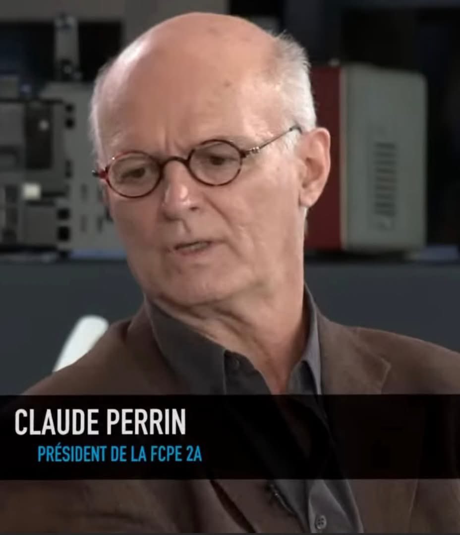 Ghjacu1Antonini's tweet image. Eccu a testa di cazzu di quellu chi vole fà smarri a Nostra Lingua Corsa , di a Tarra di Corsica ! É FORA A FRANCIA !