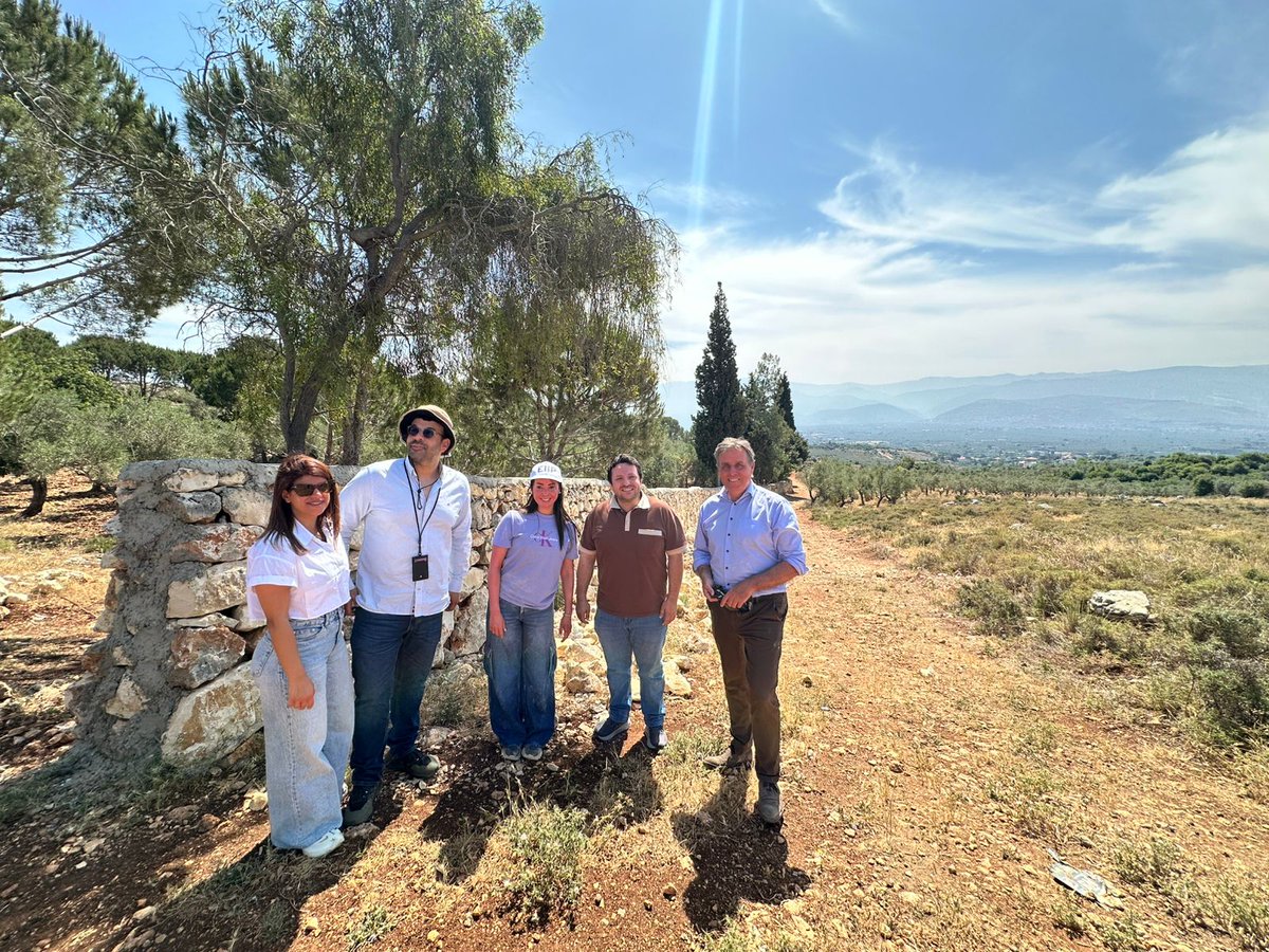 ILO Arab States - منظمة العمل الدولية (@iloarabstates) on Twitter photo A joint @ILO & <a href="/KfW/">KfW Bankengruppe</a> visit to Deddeh and Fih showcased how #EIIP, funded by <a href="/GermanEmbBeirut/">Germany in Lebanon 🇩🇪🇱🇧</a> through @KfW_FZ_, is transforming lives through decent work, inclusive infrastructure, and local partnerships—including with @LRI_Lebanon in Fih. A joint @ILO & <a href="/KfW/">KfW Bankengruppe</a> visit to Deddeh and Fih showcased how #EIIP, funded by <a href="/GermanEmbBeirut/">Germany in Lebanon 🇩🇪🇱🇧</a> through @KfW_FZ_, is transforming lives through decent work, inclusive infrastructure, and local partnerships—including with @LRI_Lebanon in Fih.