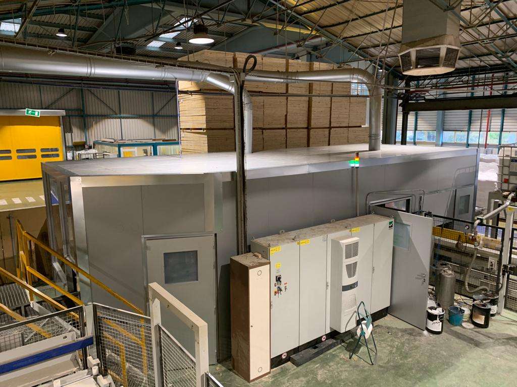 Descubre cómo las cabinas acústicas revolucionan el entorno industrial, protegiendo a los trabajadores y mejorando las condiciones laborales. ¡Explora el concepto y sus características en nuestro último artículo! blgs.co/1j5zx5