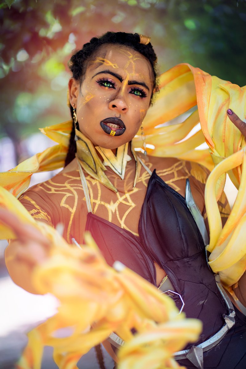 🔥 Are these the most powerful shots from <a href="/MCMComicCon/">MCM Comic Con</a>?! 🔥

<a href="/tipsymaker/">tipsymakercosplay</a> absolutely slayed as Mel Medarda from Arcane at MCM London Comic Con💥Catch Tipsy in action in our first MCM video! 🎬💛