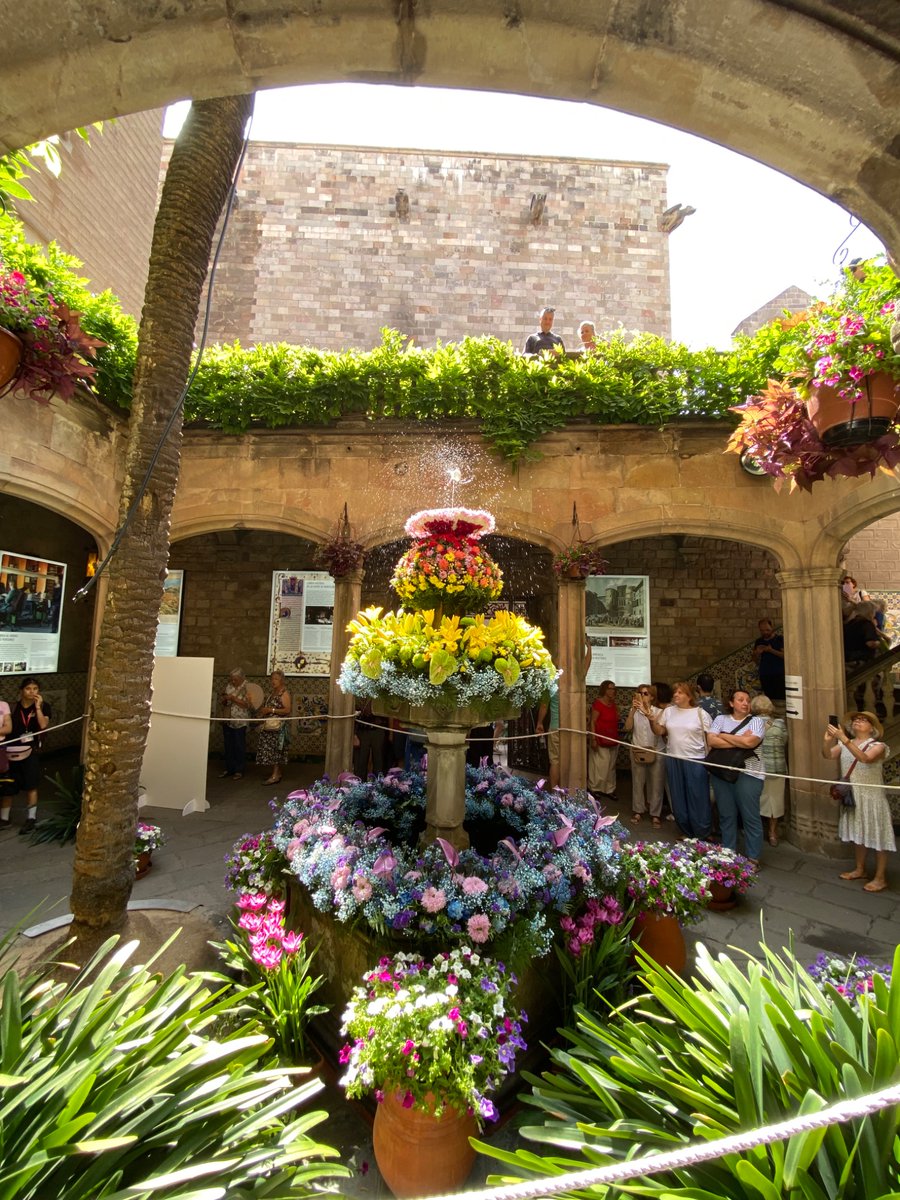 Dia de Corpus, Ou com balla a la Casa de l’Ardica. Visita lliure durant tota la tarda, i visites guiades cada hora!
🌸🌺🌼🥚🪻🌻🌹