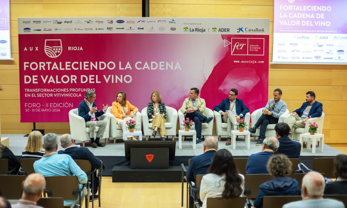 La Prensa del Rioja (@prensarioja) on Twitter photo La industria auxiliar del vino busca consolidarse como motor de cambio en el sector vitivinícola
#bodegas #vino #vinoderioja #industriaauxiliardelVino <a href="/AuxRioja/">Asociación Industria Auxiliar del Vino de Rioja</a>
laprensadelrioja.com/es/industria-a… La industria auxiliar del vino busca consolidarse como motor de cambio en el sector vitivinícola
#bodegas #vino #vinoderioja #industriaauxiliardelVino <a href="/AuxRioja/">Asociación Industria Auxiliar del Vino de Rioja</a>
laprensadelrioja.com/es/industria-a…