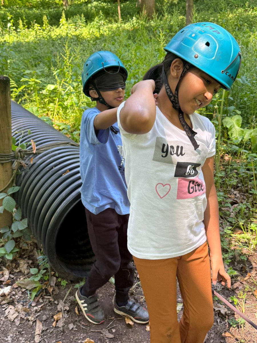 Miss Hart tweet media