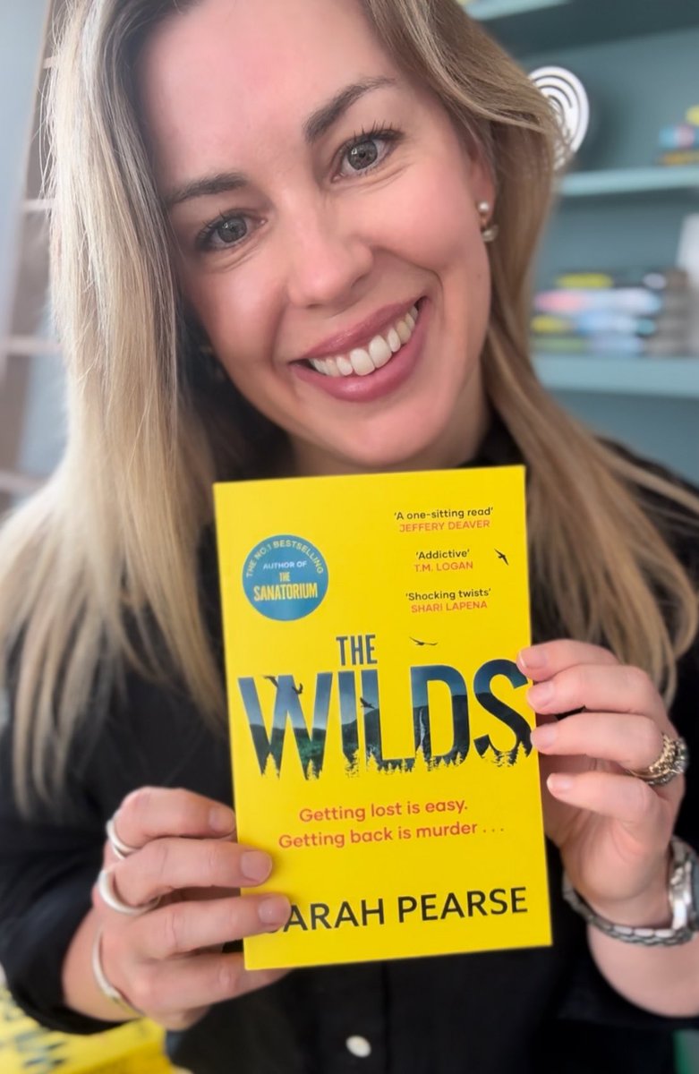 SarahVPearse's tweet image. 📚 Lovely to unbox #TheWilds paperbacks yesterday - can’t wait to see it on shelf soon! :)
📚 A huge thank you to my amazing team at Sphere, Little Brown for their work on this!
📚 Out July 3rd, link to pre-order here: geni.us/TheWildsPB