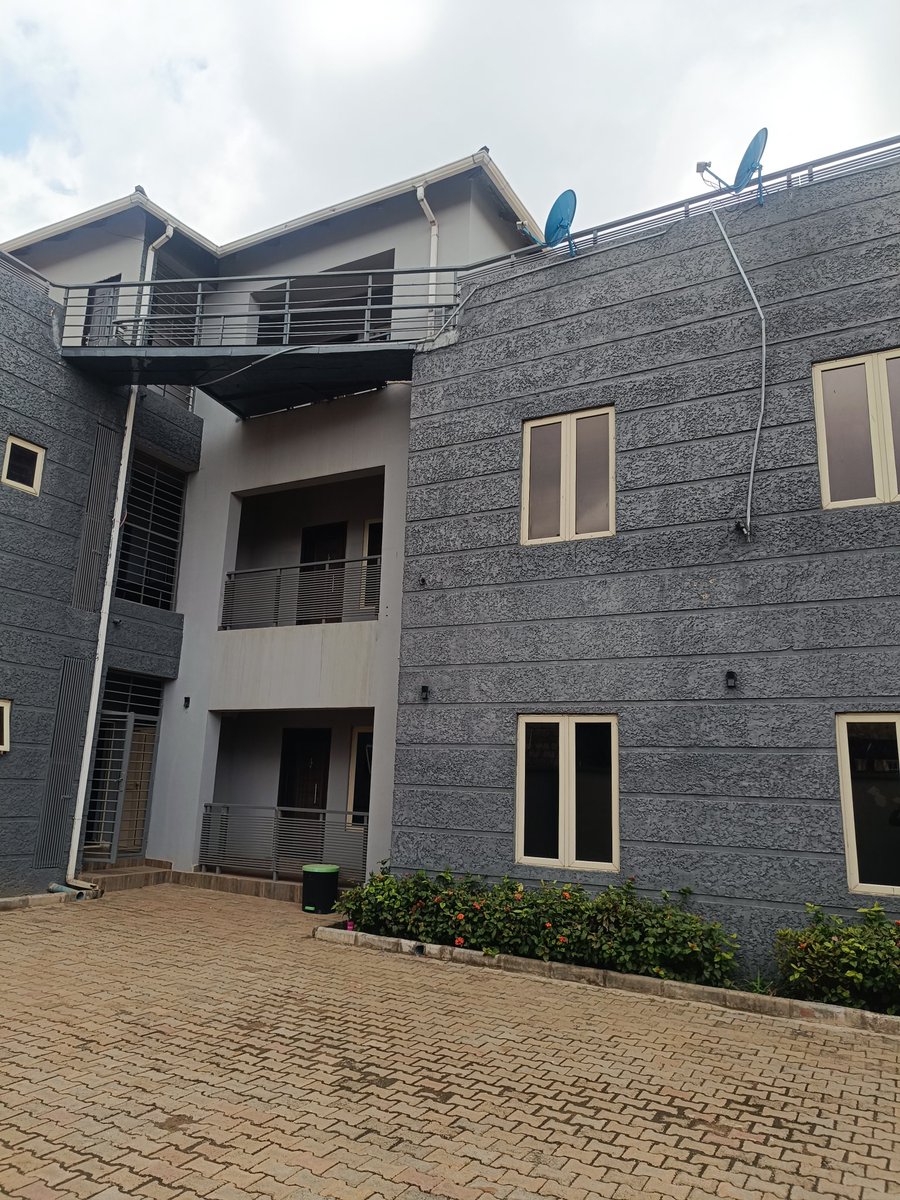 Distress Sale 

Fully Furnished Apartments 

3 Units 1 bedroom 
3 Units 2 Bedroom 

Located at Jahi 

Price 1.3b (negotiable)

DM or Call for inspections 09023927625 or 08169038934
Direct to Management
#abuja #jahi #apartment #property #forsale