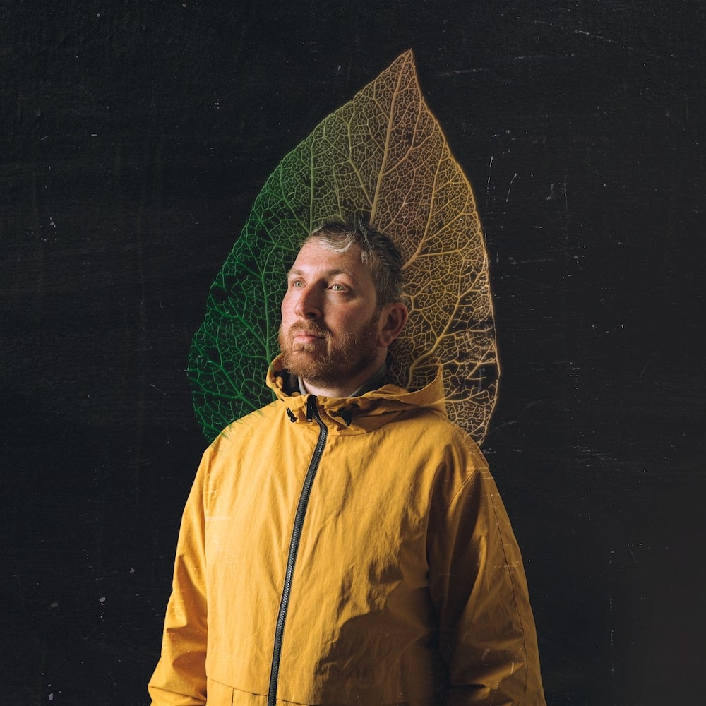 Video Premiere: Message To Bears – River Calls
London-born, Bristol-based composer and producer Message To Bears, the musical persona of Jerome Alexander, is set to release his captivating new single ‘River Calls’...  kaltblut-magazine.com/message-to-bea…