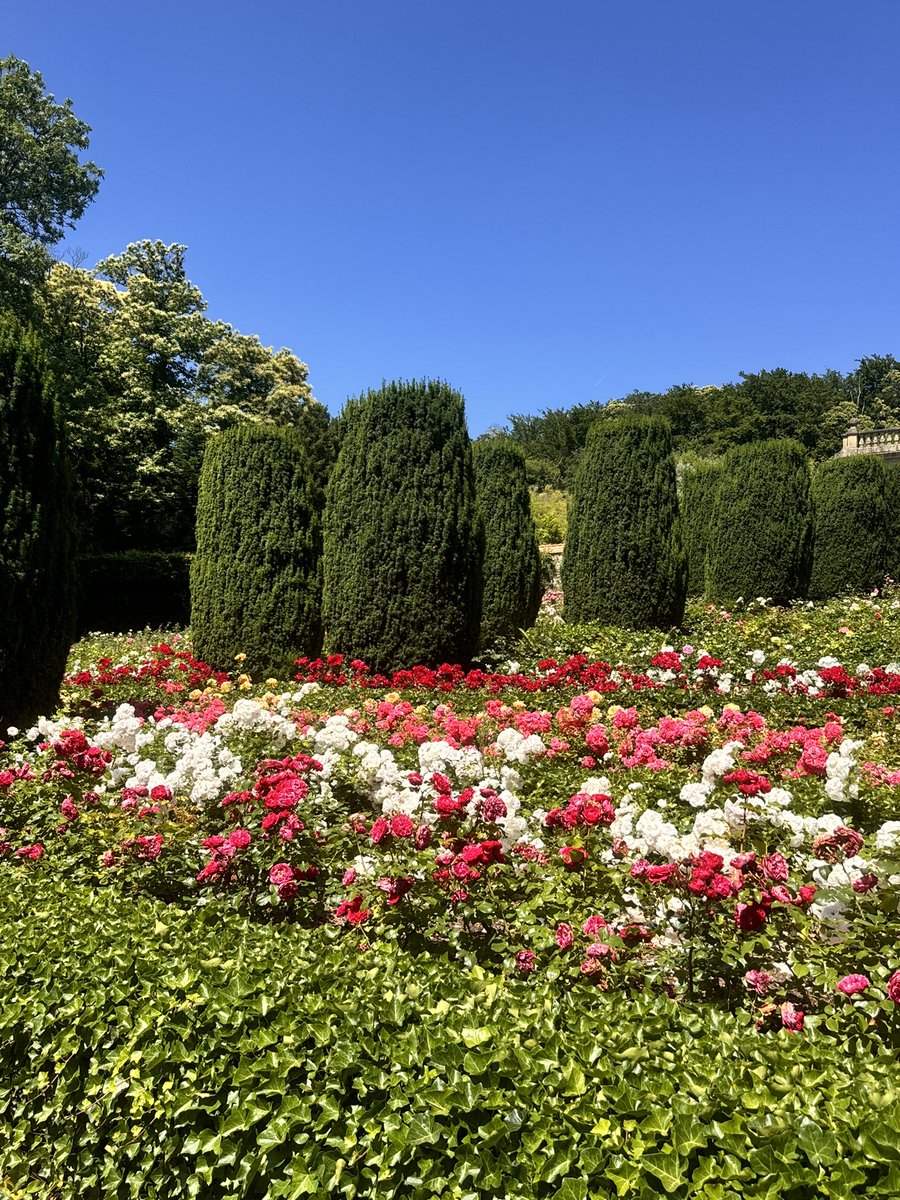 Today is a public holiday in Germany. Relaxing with walking, golf and good english tea around the Schlosshotel Kronberg, the former widow's residence of Victoria Empress Friedrich, which was completed in 1893 and has been welcoming guests as Schlosshotel Kronberg since 1954. One