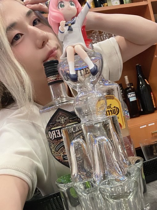 上野にある【ヲタクバーにわか】