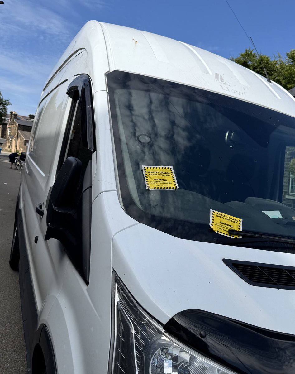 MattJSmith's tweet image. I absolutely hate seeing this.
Sheffield already has a Clean Air Zone which is stifling business, then the honest man at work gets fined by bureaucrats in the Town Hall for just doing what he can to earn a living.
We need to stop endlessly punishing the working man and woman.…
