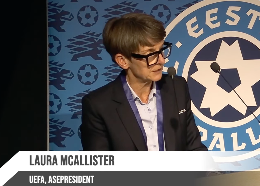 Mõelge, kui riigikogus oleksid järgmine kord esimehe valimisel ka euroliidu ja NATO delegaadid, kes kiidaksid puldist enne hääletust ametisolevat spiikrit.