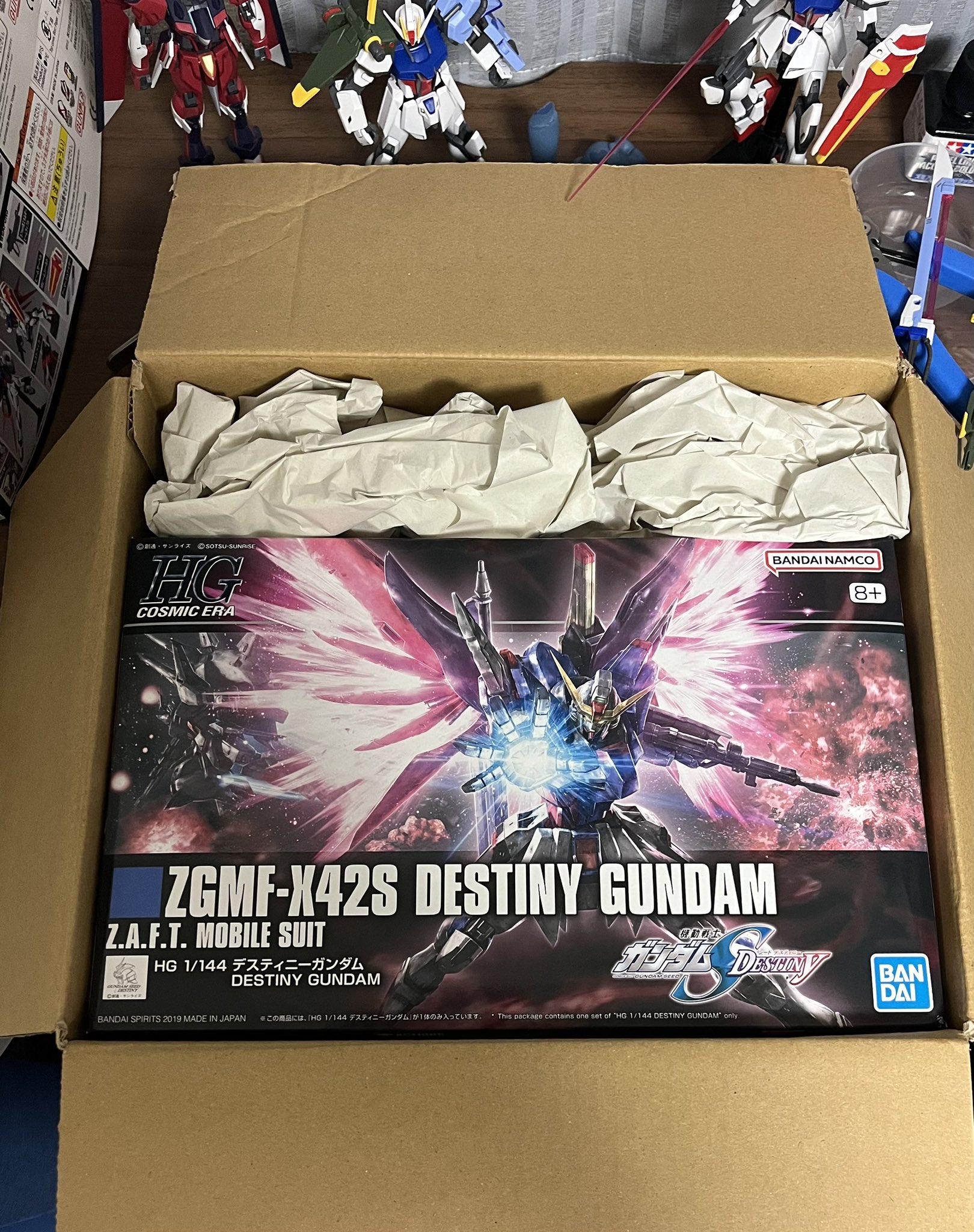 ガンプラ懸賞品 ガンダムフロント東京 ガンプラパッケージ カラーリング