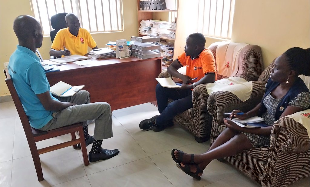 Amani_initiativ's tweet image. Together with the Maracha District Football Association, we are forging partnerships to use grassroots football as a powerful tool to #EndChildMarriage and teenage Pregnancy  through using the power of sport for socioeconomic empowerment for youth.

#SportsForDevelopment