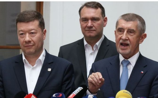 Japonec - pak debil co věří na chemtrails a placatou zemi a nakonec Slovák - Jen debil by to volil !!!!