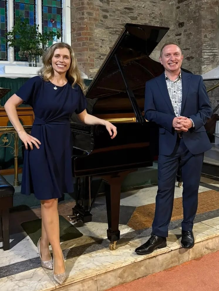 I couldn't resist putting up one more photo taken by Charlotte at Calary Church Music Festival last night. We look very delighted and happy to have performed to such a welcoming audience and in such a beautiful setting. Thank you to all 💐😊❤️ <a href="/IrishKeeks/">Kieran Moynihan</a> @culture