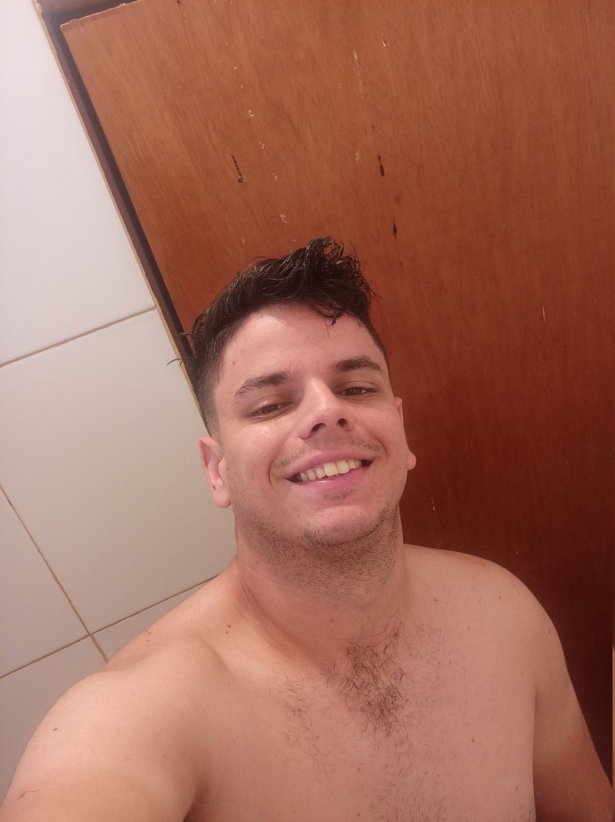 XuserVM's tweet image. Que fresquito siente uno cuando sabes que ya mañana es viernes 😅