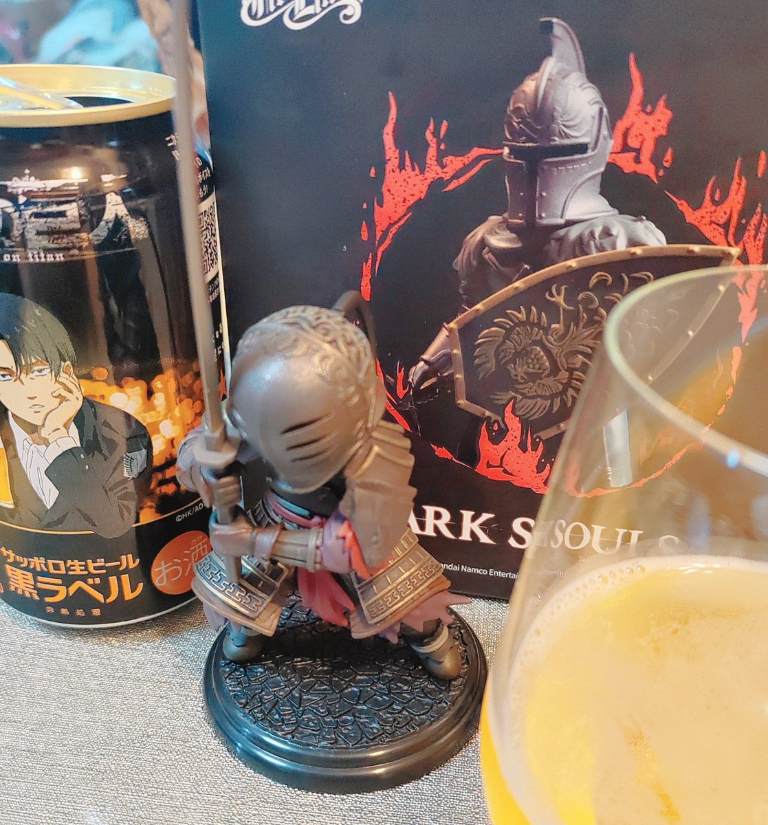 Jiu_Duessel's tweet photo. FireLinkさんのデフォルメフィギュアシリーズ!「騎士アーロン」だった😆カワイイ!
砂魔女さんも欲しいなぁ。。🤤
#FireLink #DarkSouls2 https://t.co/SAcAb4qglT