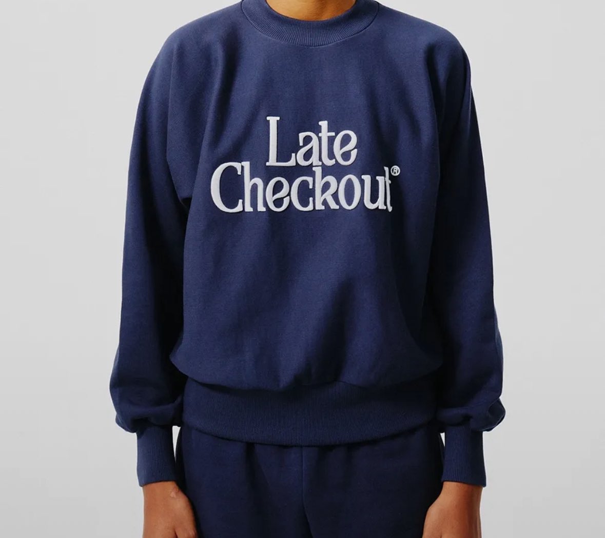 아 이해리 옷 레이트 체크아웃ㅋㅋㅋㅋㅋ 옷도 자기같은거만 입어