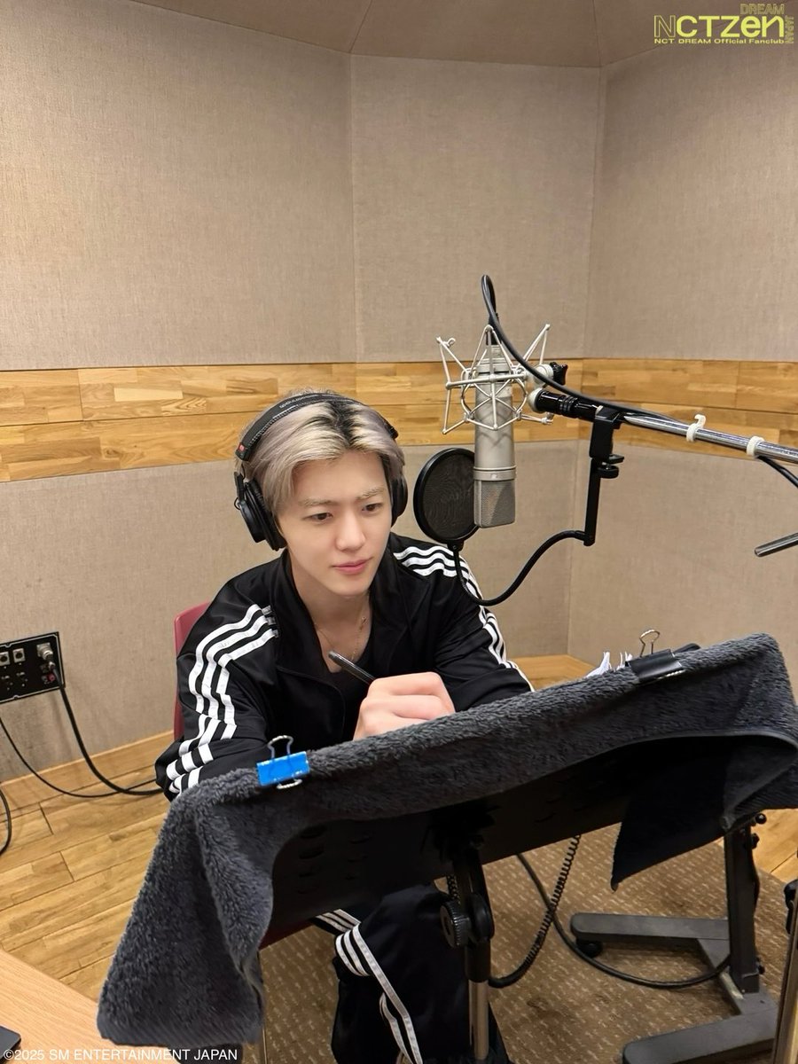 drop the tags for dj jaemin 🎧

ON AIR WITH DJ JAEMIN
#うさねこ897
#ジェミンのうさぎちゃんねこちゃんラジオ