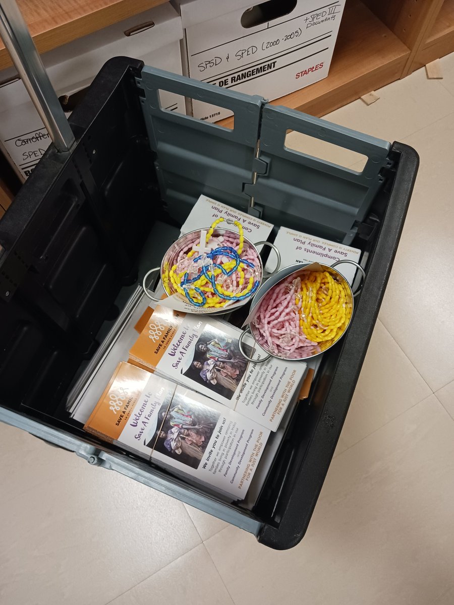 SaveAFamilyPlan's tweet image. Today is @DOL_ca Admin Support PD Day. If you would like posters &amp;amp; brochures pls yourself in the refectory with our compliments!

#adminprofessionals #professionaldevelopment #peoplehelpingpeople #sustainabledevelopment #india